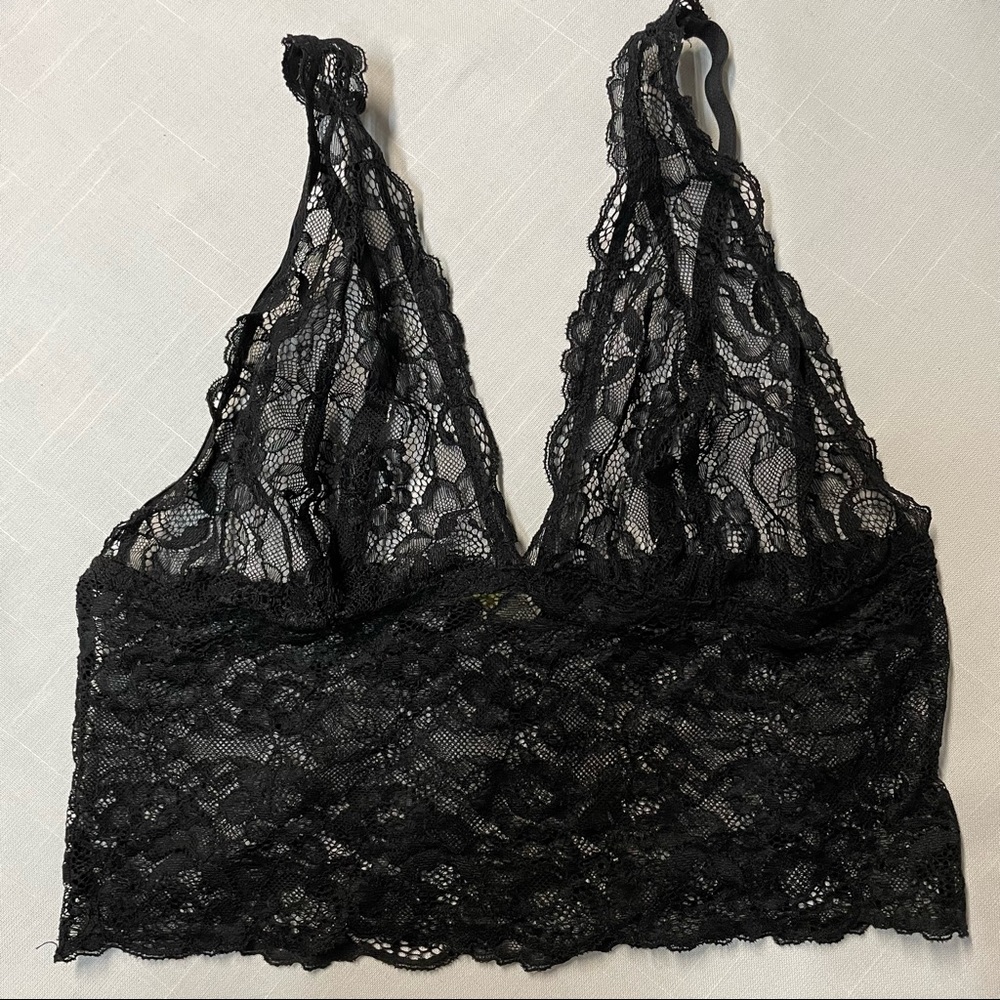 Black lace bralette size medium